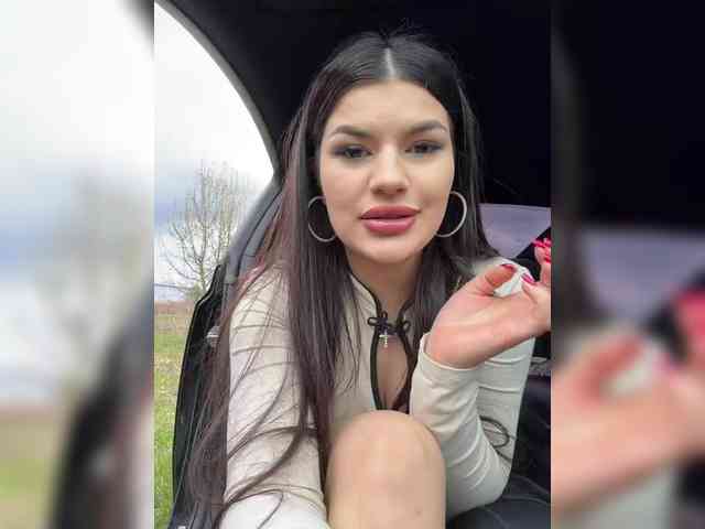 -MaybeBaby-'s chat room