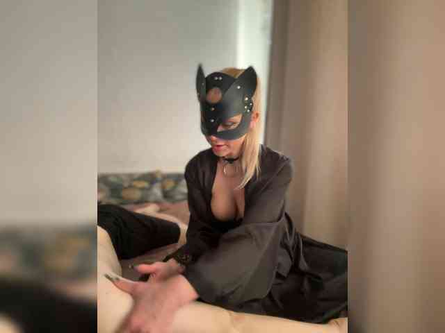 Pusydiamond's chat room