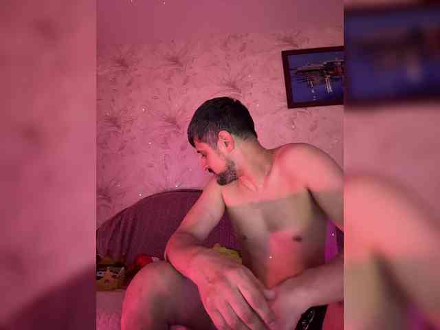 VIP17CoupleDream's chat room