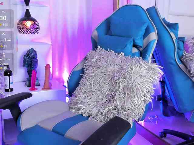 Azaleavolkova's chat room
