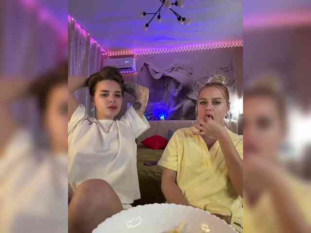 _Katrinka_'s chat room