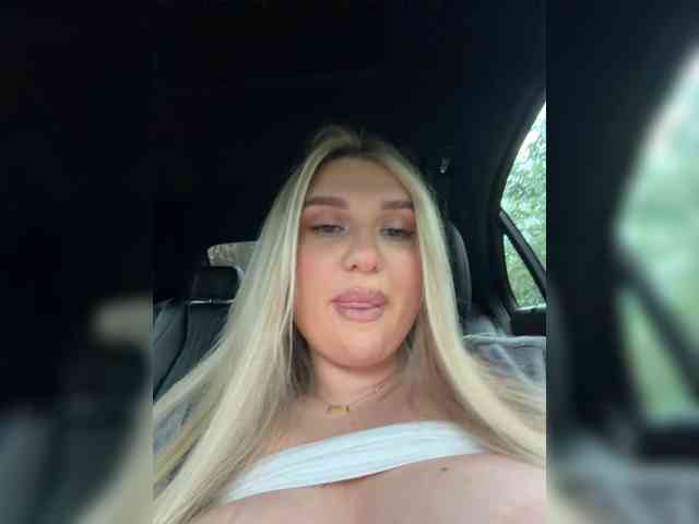 Stiflers_mom's chat room