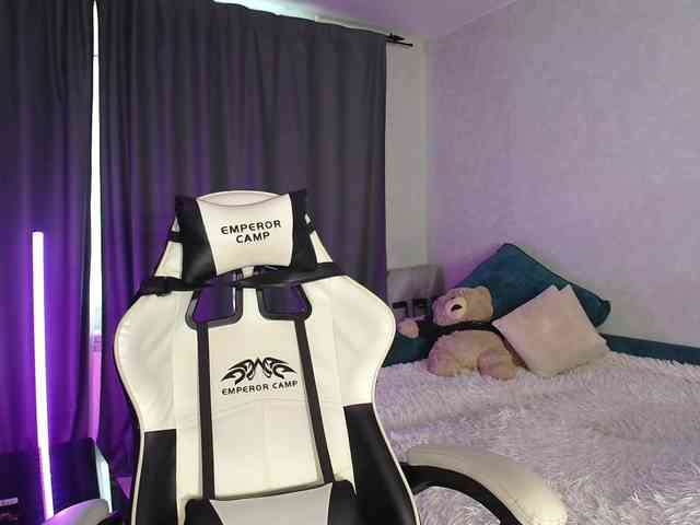 SweetyMia's chat room