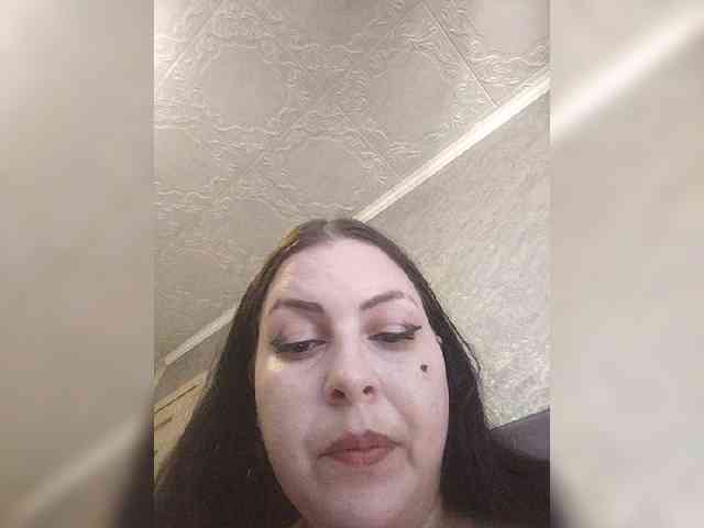 Cleopatra1990's chat room