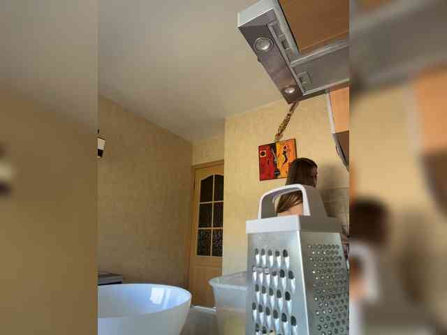 LolaSexxx's chat room