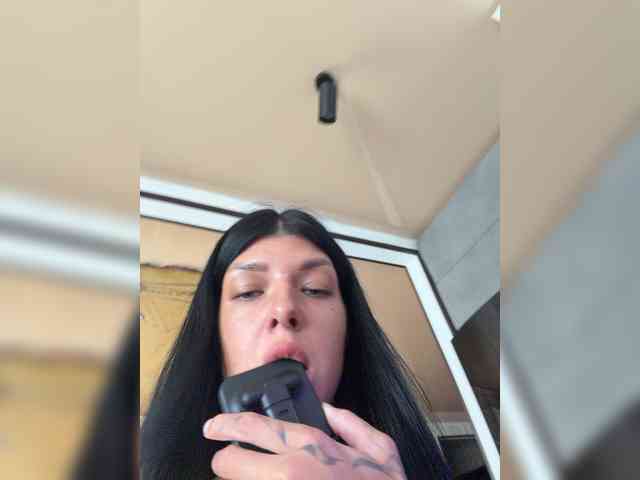 chicanogirl's chat room