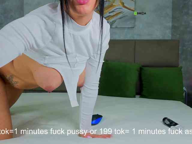 -Criss__Alex-__'s chat room