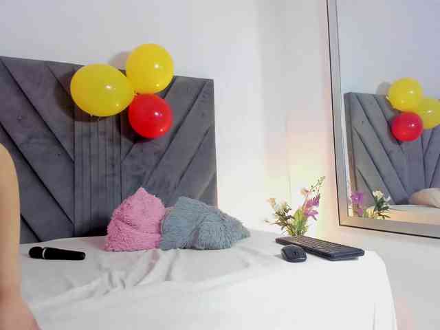 Miaatorres's chat room