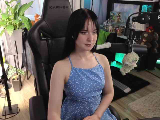 Kira_Li_Lime's chat room