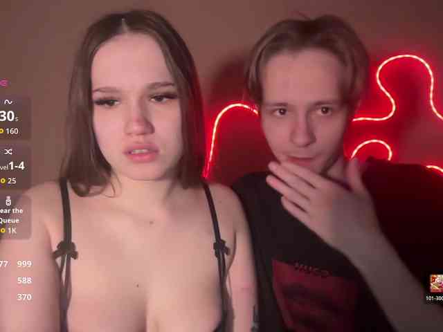 titsDestroy2007's chat room