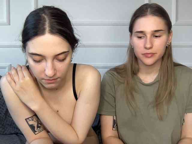 yoursweettreats's chat room
