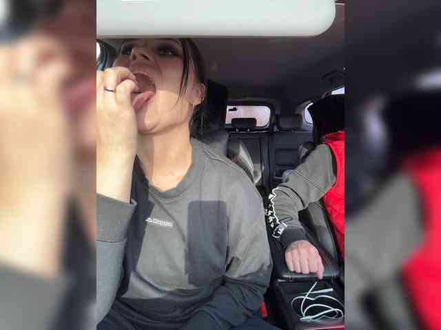 _Milashka_'s chat room