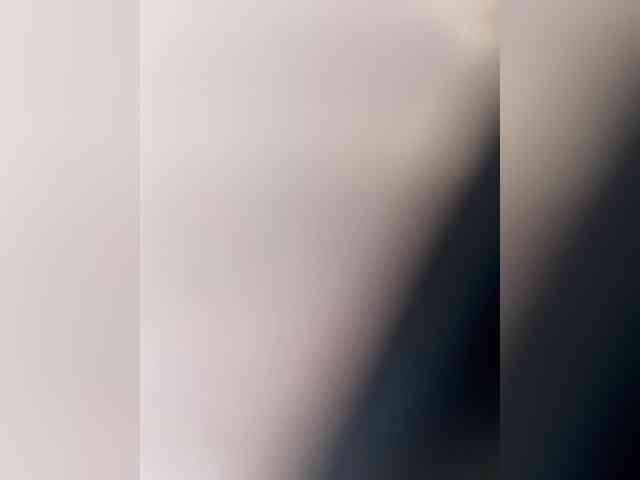 OrgazMia's chat room