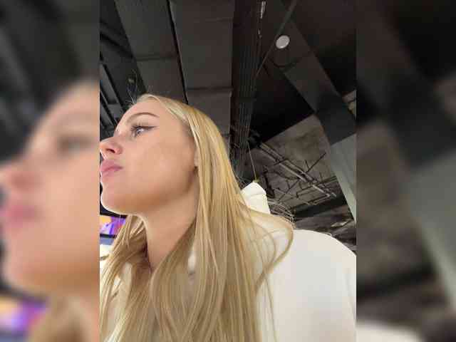 _Katrinka_'s chat room
