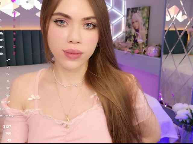 MimiForce's chat room