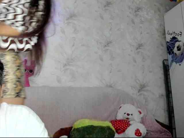 VIP17CoupleDream's chat room