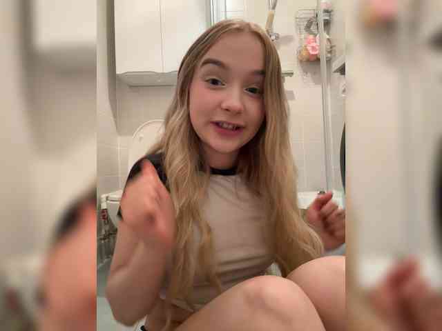 MimiMila's chat room