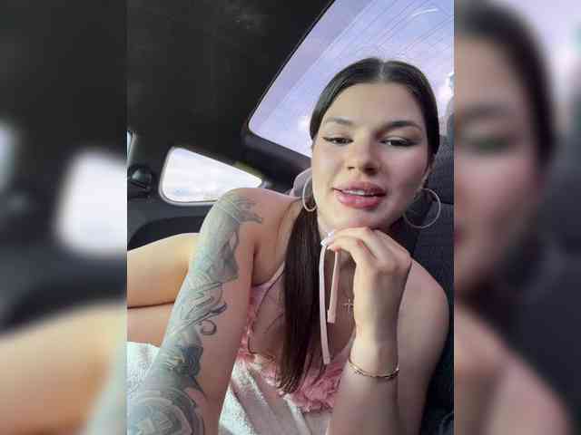 -MaybeBaby-'s chat room