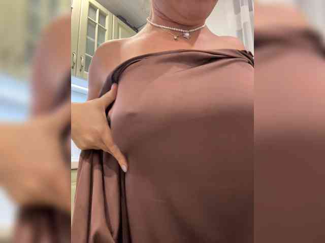 Miss_Stella's chat room