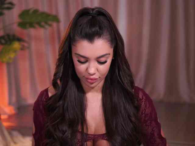 NatyDesiree's chat room