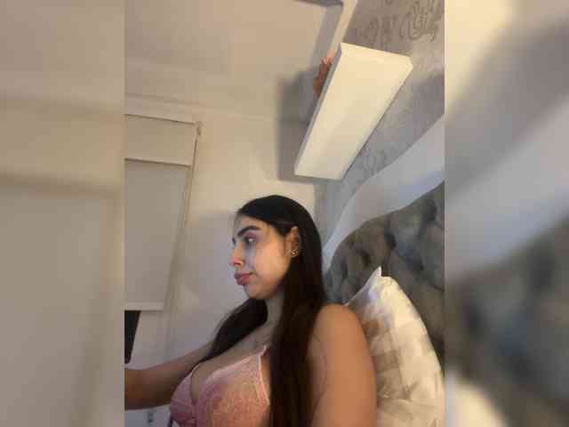 SallyeLeins's chat room