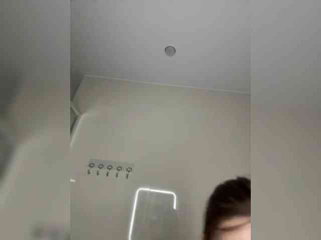 Tati16's chat room