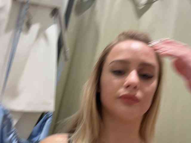 _Katrinka_'s chat room