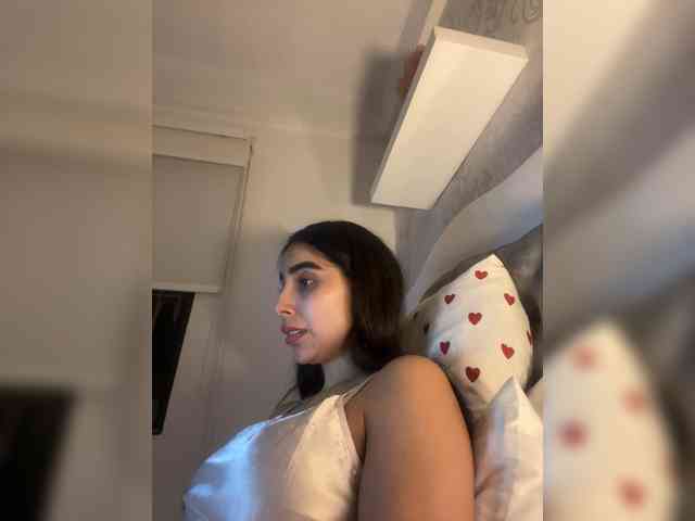 SallyeLeins's chat room