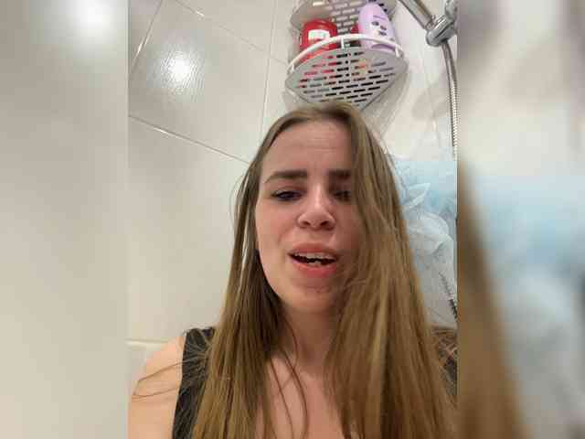 LolaSexxx's chat room