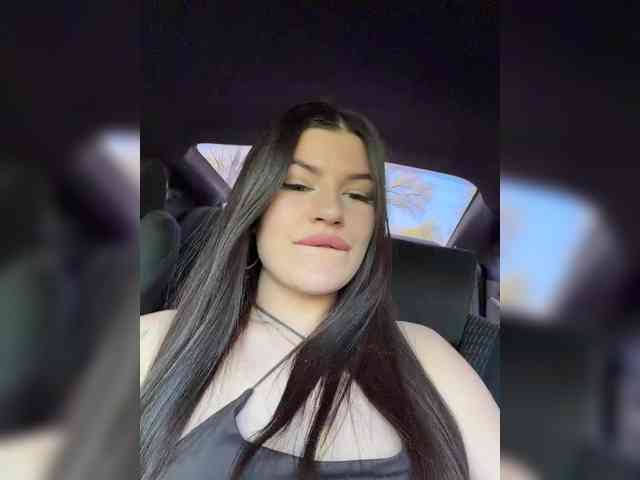 -MaybeBaby-'s chat room