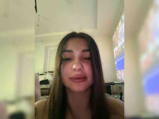 Lisana1's chat room