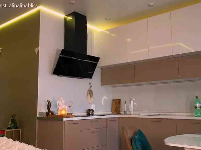 Lina_bliss's chat room