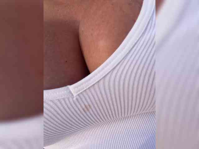 OrgazMia's chat room