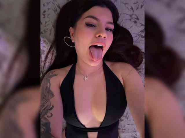 -MaybeBaby-'s chat room