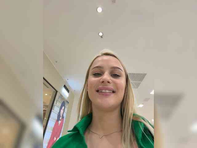 _Katrinka_'s chat room