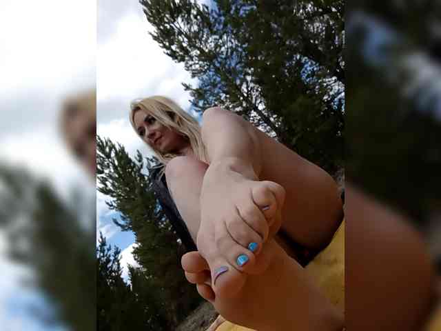 _AMBASSADOR_'s chat room