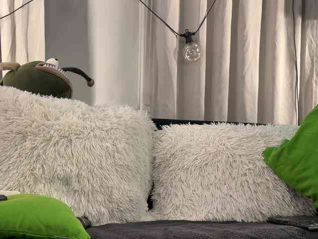 Kira_Li_Lime's chat room