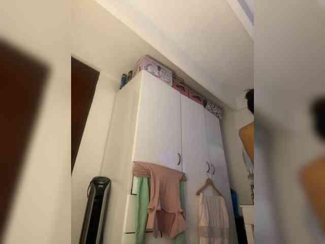 SallyeLeins's chat room