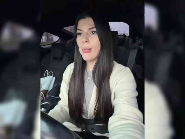 -MaybeBaby-'s chat room