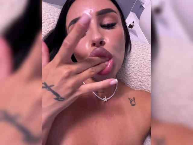 _Anasteisha_'s chat room
