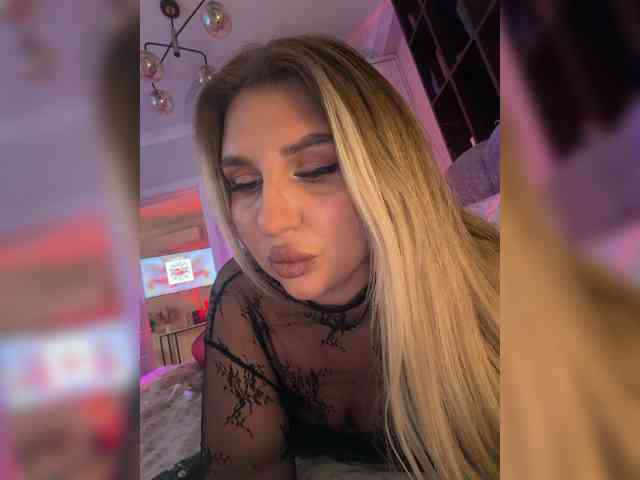 Stiflers_mom's chat room