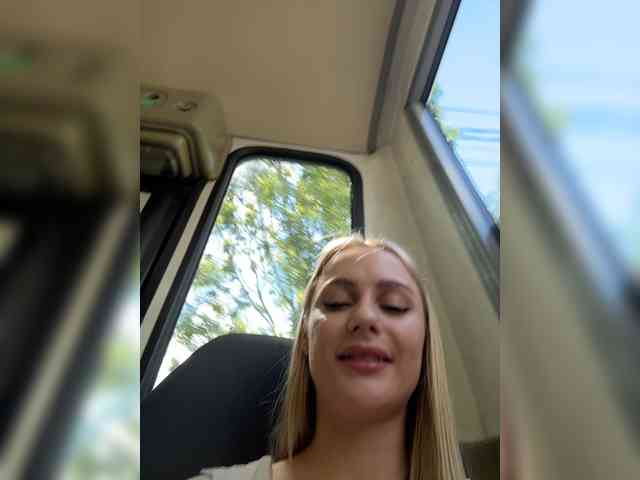 _Katrinka_'s chat room