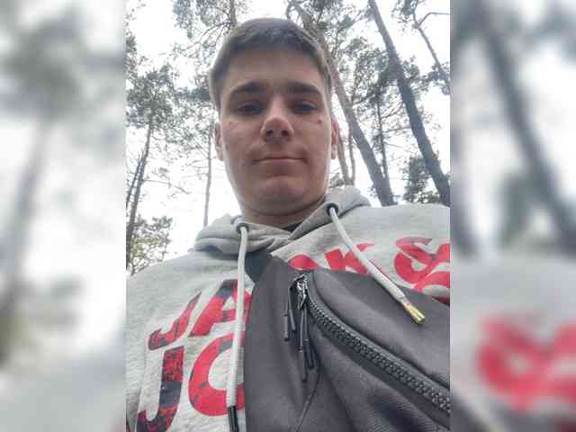 LeoCouple's chat room