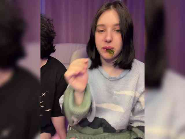 TeaseDuo's chat room