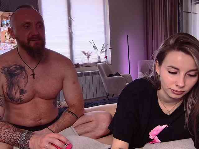 NIKI7377's chat room