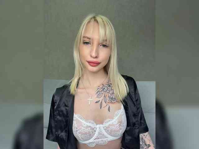 Cristi-Candy's chat room