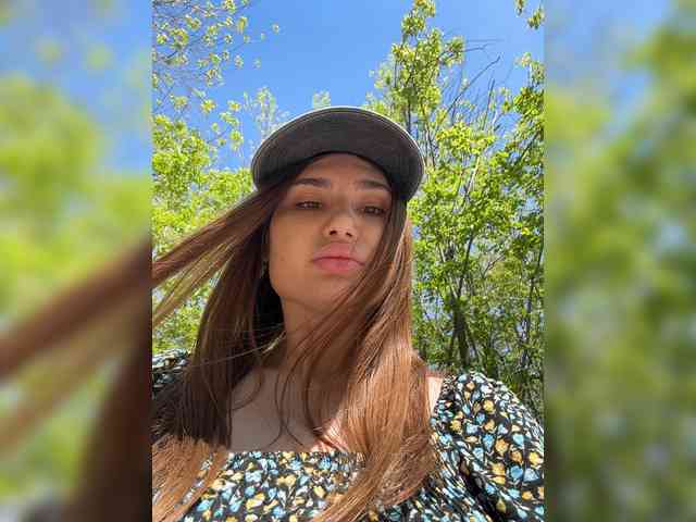 -EmilyBaby-'s chat room