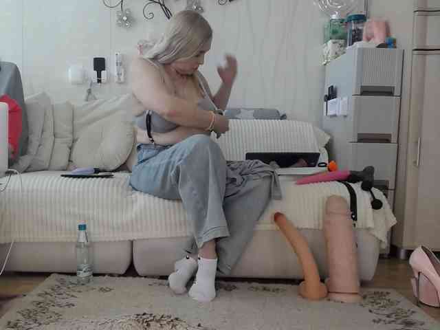 Kamila5555555's chat room