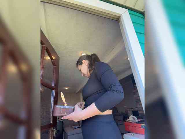 Anutka-chocolatee's chat room