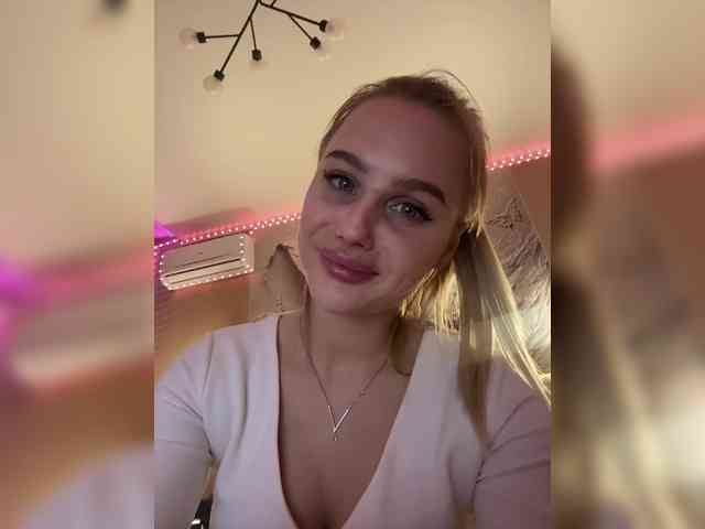 _Katrinka_'s chat room